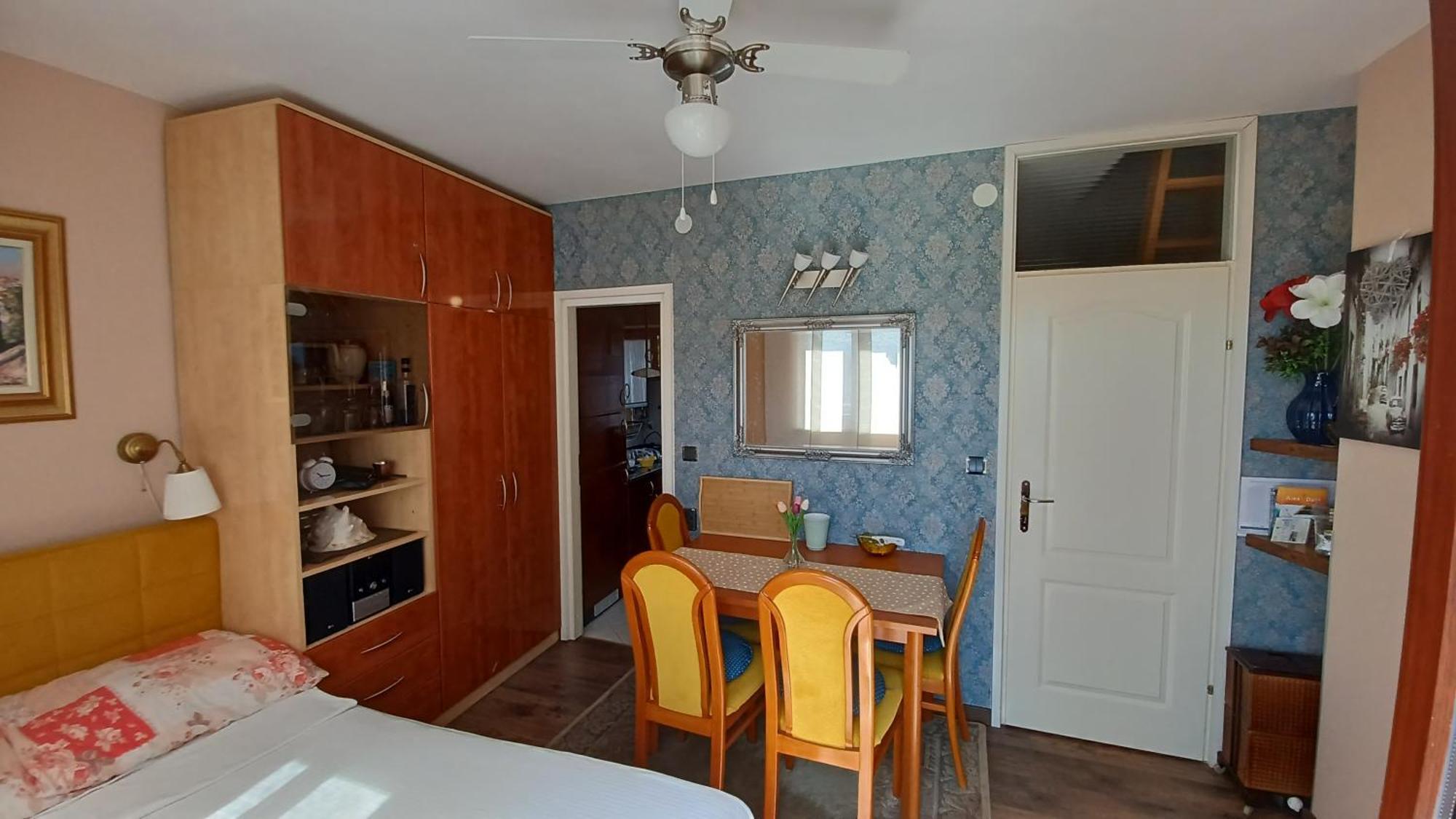 Apartman Davor 크리크베니카 외부 사진